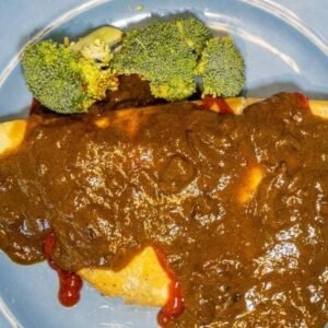 Curry Omelette Rice 咖喱蛋包飯